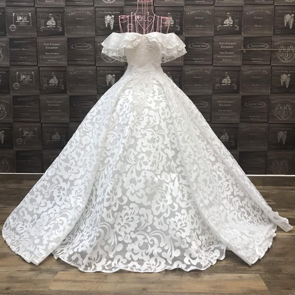 Váy cưới công chúa cổ tích của Chung Thanh Phong  Thời trang  Việt Giải  Trí